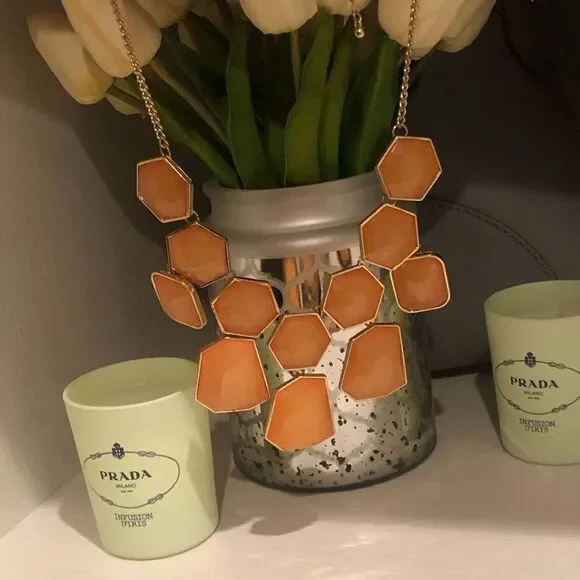 Orange statement necklace - Picture 2 of 5